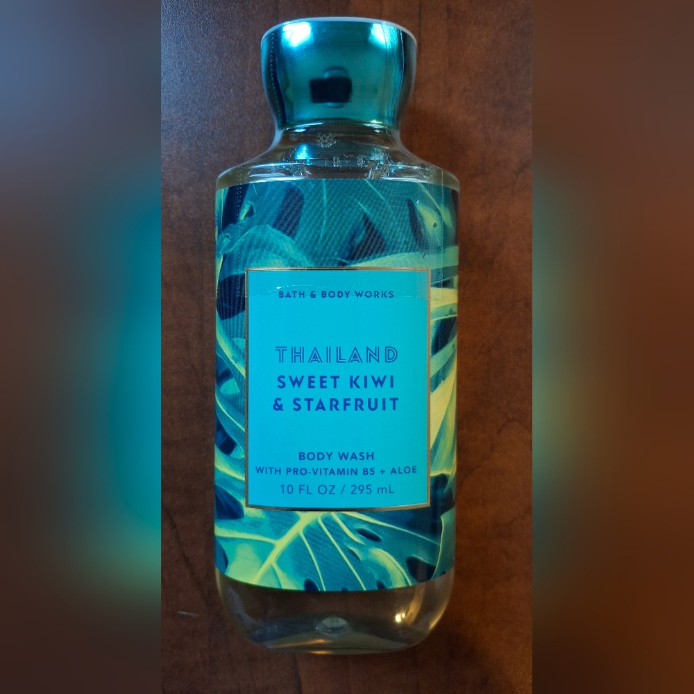 Bath & Body Works THAILAND Sweet Kiwi & Starfruit Body Wash   10 oz NEW